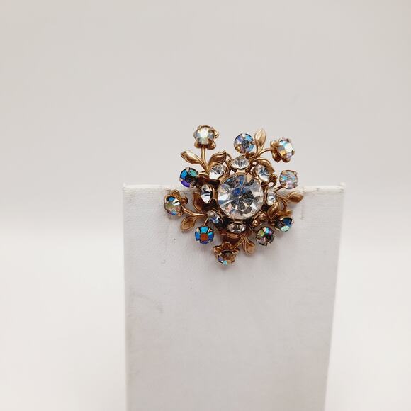 Vintage 1950s Flower Brooch Clear & Blue Fire Rhinestones Filigree 3D Design - Picture 9 of 10